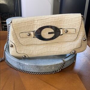 Guess Cream Croc-Embossed texture Clutch with Chain